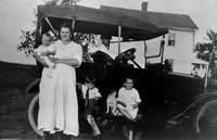1920 Steve and Rosa Ferns Family