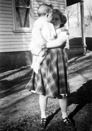 Frances Meade holding sister Margie Meade